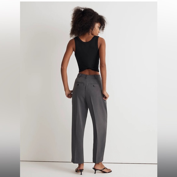 Madewell Tall Pleated Tapered Leg Pants in Easygoing Crepe Thunder Cloud - Picture 3 of 10